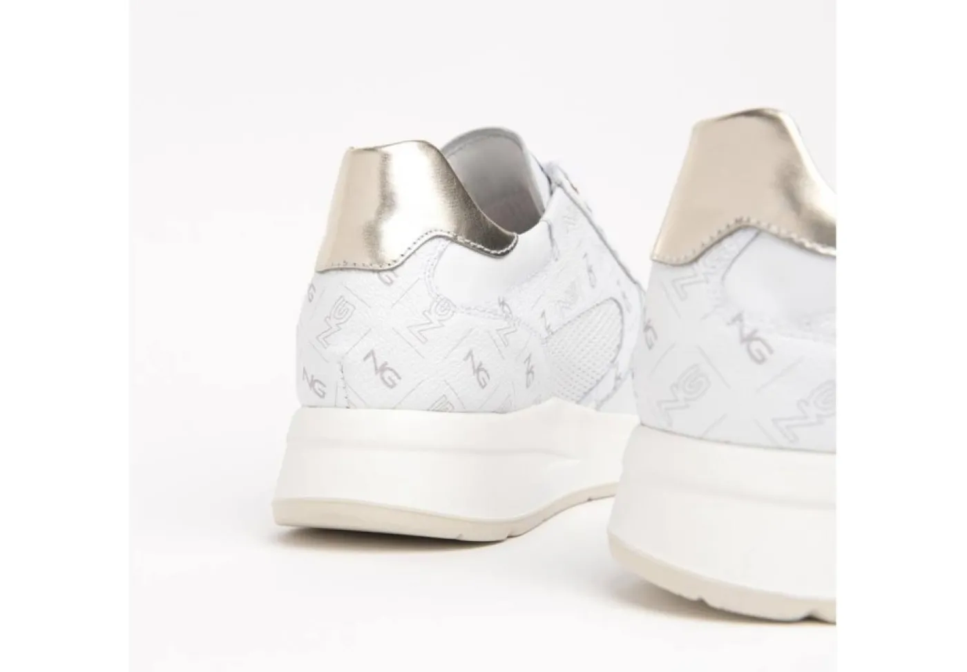 Nero Giardini Sneakers Basse*Sneakers Da Donna In Pelle Bianca Con Inserti Laminati E Zip Nero Giar